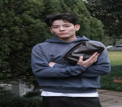 英超劲旅莱,斯特城曾瞄,准韩星李东,凯发娱乐,凯发娱乐下载,凯发娱乐官网,凯发娱乐入口,凯发娱乐登录,凯发娱乐链接